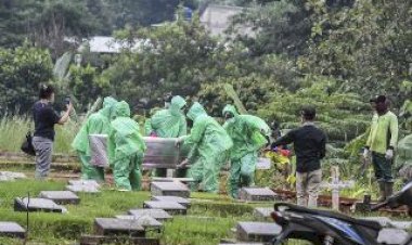 MUI: Pemerintah Wajib Jelaskan Bagaimana Penanganan Jenazah Positif COVID-19