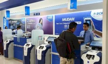 Viral Video Nasabah Terlentang di Lantai Kantor Cabang BCA, Begini Kata Manajemen