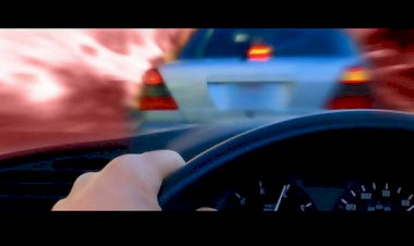 Sopir Yaris Ugal-ugalan, Tabrak Sejumlah Pemotor di Jalan Matraman Langsung Kabur