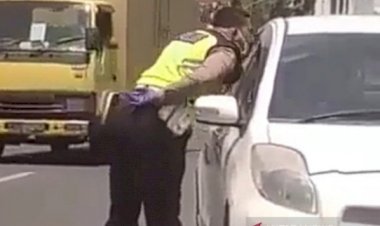 Viral Oknum Polisi Lalulintas Ini Ludahi Pengendara Mobil, Kapolres Pun Marah Besar: Kita Mutasi!