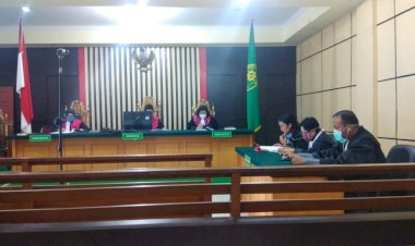 Dituntut Tinggi oleh JPU, Terdakwa Korupsi PLTMH Sarolangun: Bantu Saya Pak Hakim, Orang Tua Saya Sakit