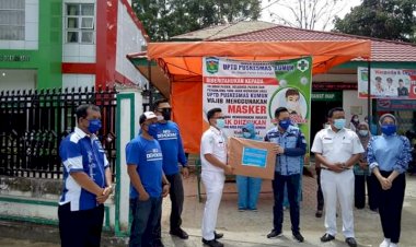 DPC Demokrat Sungaipenuh Peduli, Berikan APD ke Seluruh Puskesmas dan RS