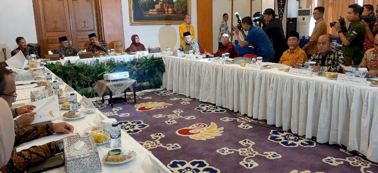 Wabup Ikuti Rapat Umum Pemegang Saham Tahunan Bank 9 Jambi