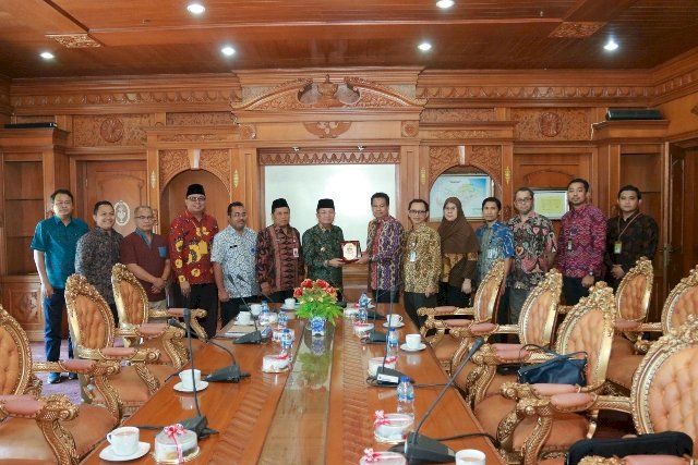 Gubernur Jambi Upayakan Peningkatan Porsi Energi Baru dan Terbarukan