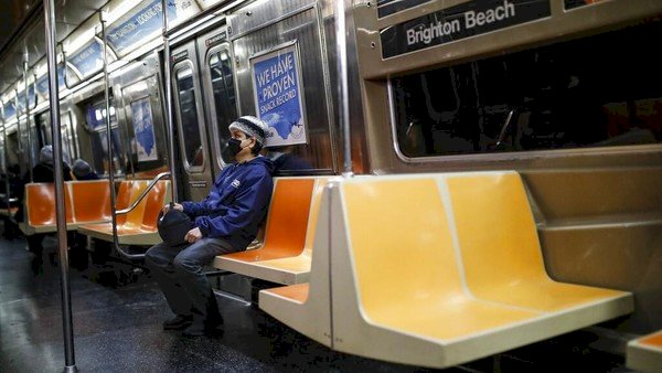 Waduh! Ternyata 430 Ribu Orang Terbang dari China ke AS Sejak COVID-19 Bermula