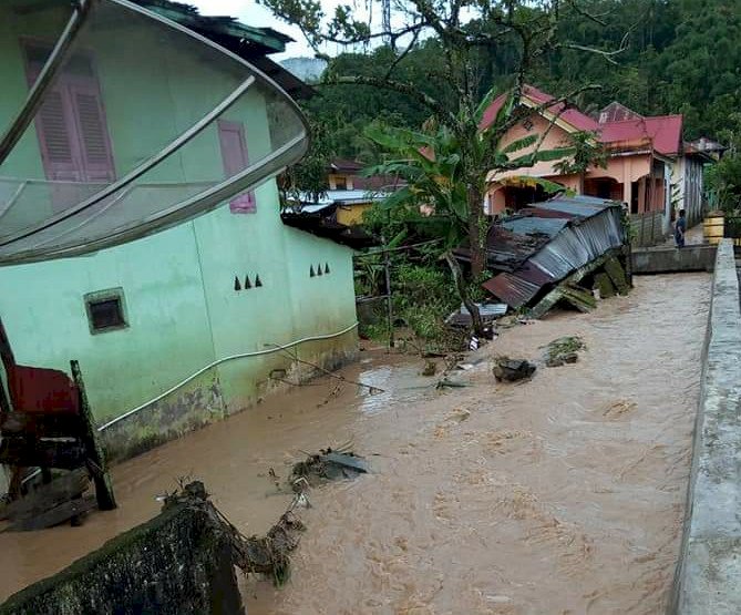 Banjir Landa Sungai Abu Kerinci Jambi, Begini Kondisinya