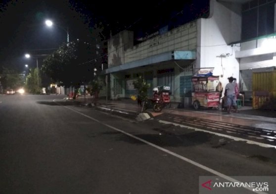PKL Kudus Ngeluh Pembatasan Jam Malam, Omset Menurun: Butuh Solusi agar Pemasukan Tidak Hilang