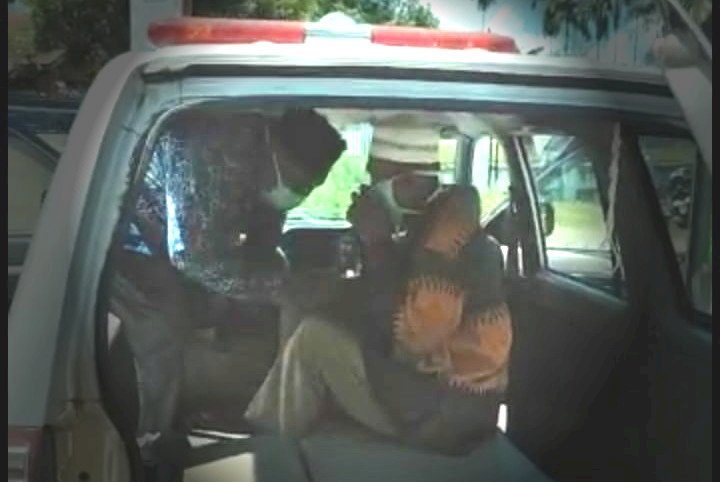 Usai Rapid Test Dua Warga Kumpeh Muarojambi Dijemput Petugas Medis Gunakan APD, Waka Gugus: Benar Positif