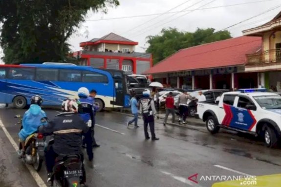 101 TKI dari Malaysia Dilarang Masuk Bukittinggi Lantaran PSBB: Mereka Dicegat di Garegeh