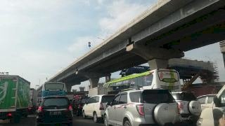 Hari Pertama Larangan Mudik, Bus AKAP Lewat Tol Tanpa Penumpang