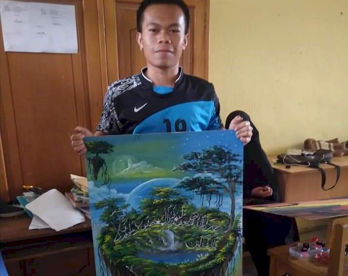 Isi Waktu Luang di Tengah Corona, Pemuda Kerinci Ini Asah Kemampuan Bakatnya dengan Melukis