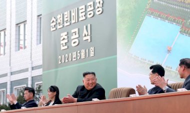 Dikabarkan Kritis, Kim Jong-un Tiba-tiba Muncul ke Publik