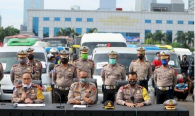 Polisi Kerap Pergoki Travel Gelap lewat 'Jalur Tikus'