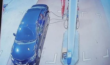 VIRAL! Pemobil Kabur Usai Isi Bensin Lalu Tabrak Pemotor di Jaktim