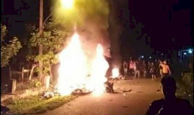 BREAKING NEWS! Bentrokan Antara Pemuda Dua Desa di Bungo, Satu Terluka & Motor Dibakar