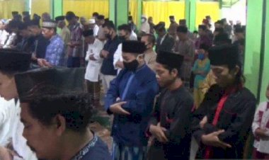 Ratusan Jemaah Salafiyah di Magetan Sholat Idul Fitri Hari Ini