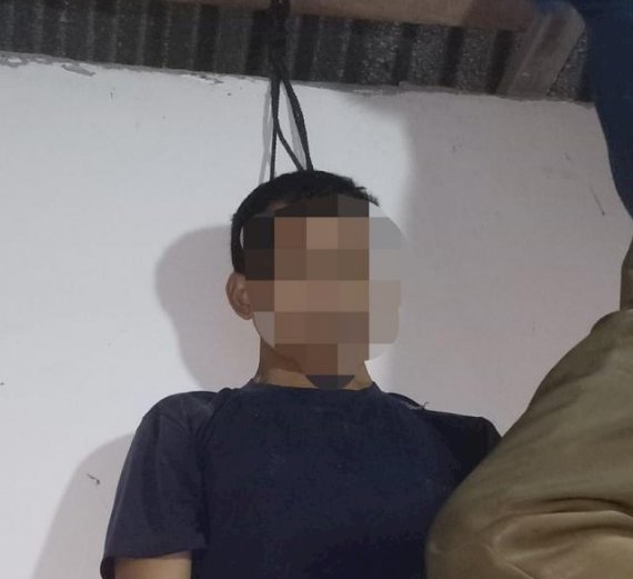 Aksi Gantung Diri, Pemulung Ini Akhirnya Meregang Nyawa