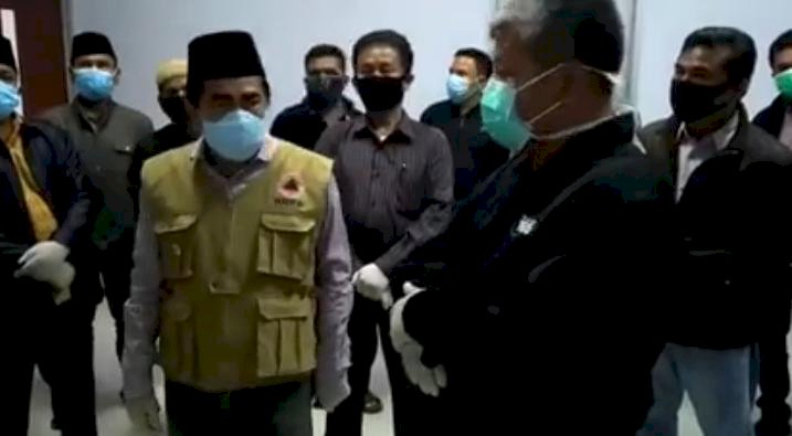 Positif Rapid Test, Tim Medis Jemput 13 Warga Sungaipenuh