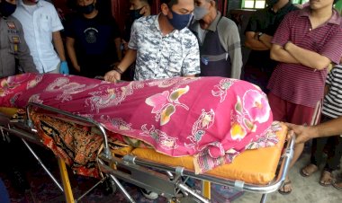 Breaking News!!! Warga Kualatungkal Ditemukan Gantung Diri di Dalam Ruko