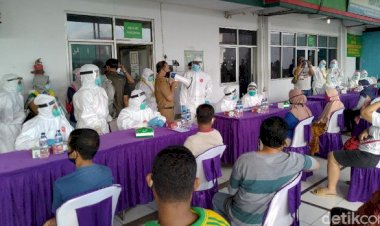 Kemarin Ditolak, Hari Ini Tim Medis Disambut Ceria Pedagang Pasar Cileungsi untuk Tes Massal