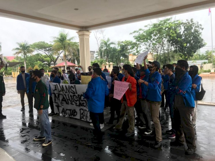 Minta Transparansi Penggunaan Anggaran Covid-19, Puluhan Mahasiswa di Tanjab Barat Gelar Demonstrasi