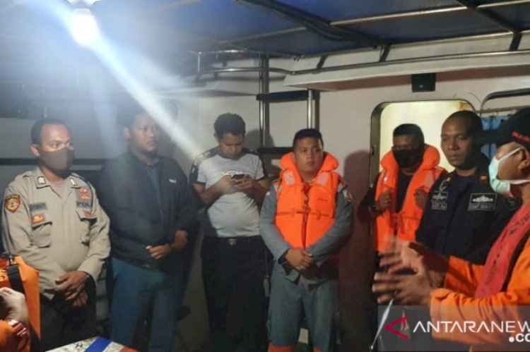 Kapal Patah Kemudi, Nasibnya Terombang-ambing di Perairan Malra