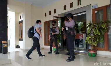 KPK Pun Geledah Kantor Dinas PU Banjar