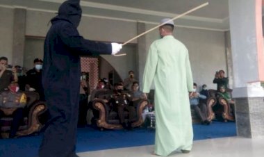 Lecehkan Gadis Dibawah Umur, Pria Paruh Baya Ini Dihukum Cambuk