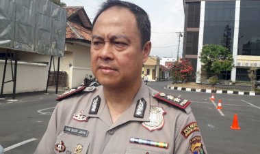 Pemesan Artis VS Berprofesi Pengusaha di Lampung