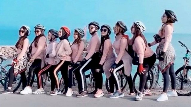 Viral Sekelompok Pesepeda Berbaju Seksi Pink di Banda Aceh, Begini Kata Walikota