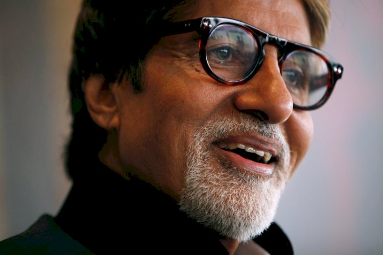 Usai Divonis COVID-19, Amitabh Bachchan Sampaikan Rasa Syukur