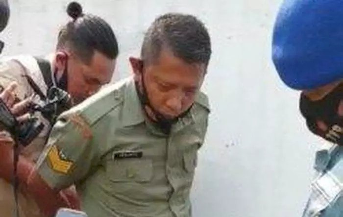 Pria Berbaju TNI Ini Bikin Curiga Petugas Operasi Patuh Jaya Saat Suzuki Baleno Distop