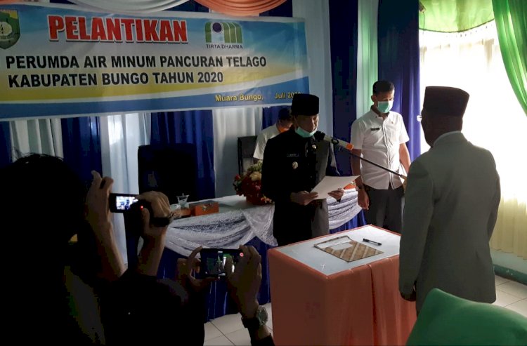Lantik Direktur PDAM Pancuran Telago, Apri: Pihak PDAM Tak Boleh Alergi Respon Masyarakat!