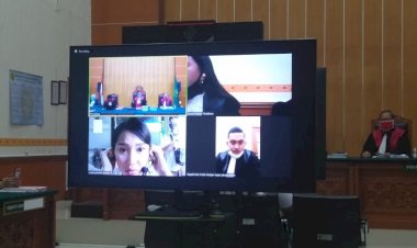 PN Jakarta Barat Ditutup, Sidang Lanjutan Lucinta Luna Ditunda