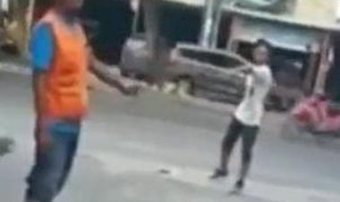 Viral Tendang Motor Emak-emak Gegara Duit Parkir Kurang, Pria Ini Diringkus Polisi