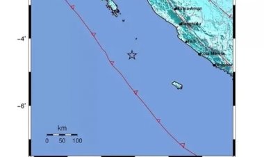 Usai Sholat Subuh Bengkulu Diguncang Gempa 6,9 dan 6,8 Magnitudo, Warga Kocar-kacir