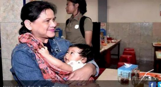 Cerita Kaesang soal Ibu Iriana Ngepel Lantai