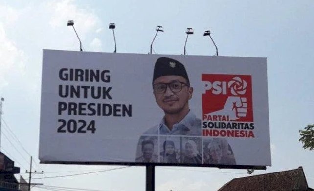 Viral Artis Ini Bakal Maju Lewat Baliho 'Giring untuk Presiden 2024'
