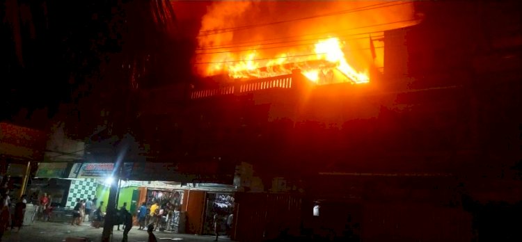 Breaking News!!! Ruko Yelvi Motor Bangko Terbakar