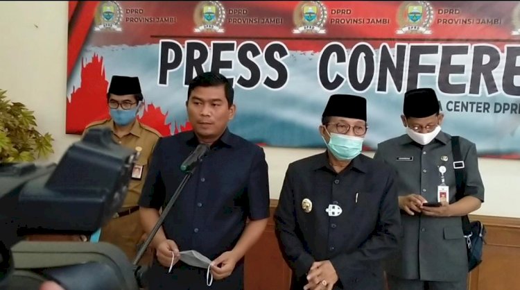 Paripurna DPRD, Pemprov Jambi Usulkan Lima Raperda Inisiatif, Salah Satunya Soal Tenaga Asing