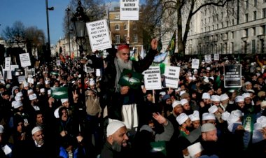 Majalah Charlie Hebdo Terbitkan Ulang Kartun Nabi Muhammad, Bikin Umat Muslim Marah