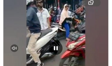 Emak-emak Ini Ngegas Ketika Ditegur Lawan Arah saat Lalu Lintas Macet