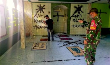 Viral Aksi Corat-coret di Dinding di Mushola Bertuliskan Kafir dan Anti Islam Terjadi di Tangerang