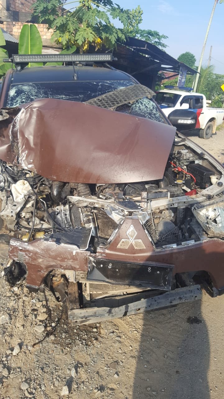 Tabrak Truck, Pengemudi Pajero Sport Ini Patah Kaki