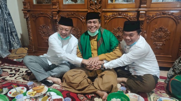 Diapit CE & Al Haris, HBA: Semuanya Adalah Keluarga Saya
