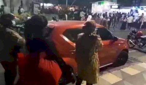 Warganya Berkerumun di Taman Apsari Surabaya, Risma Gelar Swab Test di Tempat: Blok Itu, Jangan Boleh Keluar!