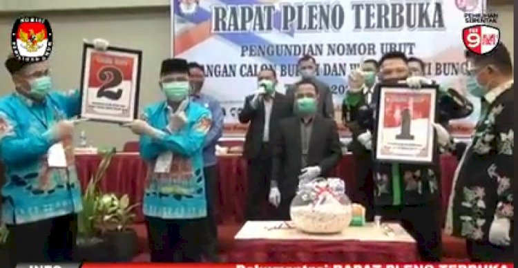Cabut Nomor Urut Paslon Hamas-Apri Nomor 2 dan Sudirman-Erick Nomor 1