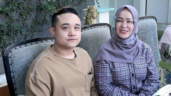 Memanas! Mobil Dirusak, Chintami Atmanagara Laporkan Balik Deanni Ivanda