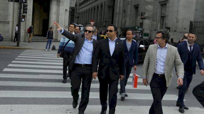 Puji Anies, Tengku Zulkarnain: Enak Jadi Orang yang Mampu Bahasa Inggris Tanpa Roaming, Cerdas Pula