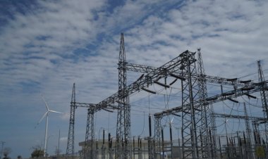 Tarif Listrik Tujuh Golongan PLN Turun Sesuai Keinginan Menteri ESDM